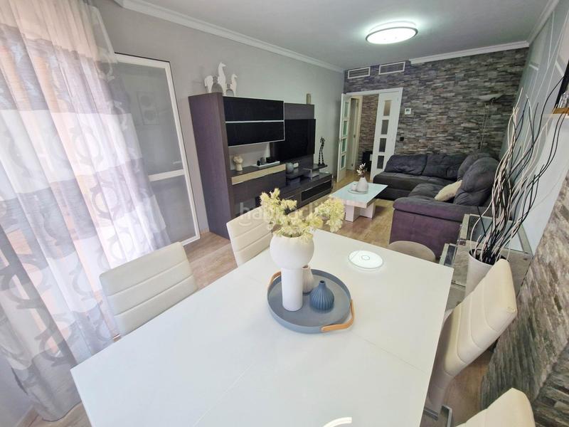 Foto 78cfa55e-4cec-4311-8bff-bd746469aa75. Pis a jalon 31 a Martín Carpena - Torre del Río Málaga