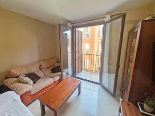 Pis  Calle vicario. Fantástico piso de dos dormitorio con aparcamiento en el centro