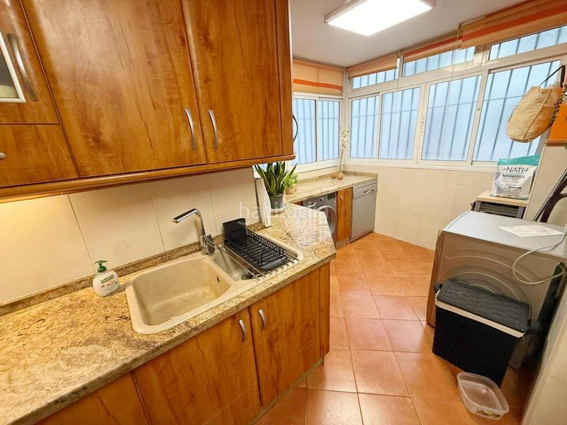 Foto 0bcfe85b-d9ed-4189-bb89-9df66ebecd7d. Rez-de-chaussée avec chauffage parking piscine dans Málaga