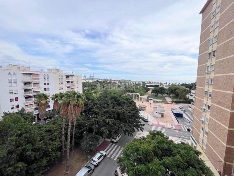 Foto 6925f50f-9404-4890-a251-e10e00a5d2c5. Appartamento in Parque Ayala - Jardín de la Abadía - Huelín Málaga