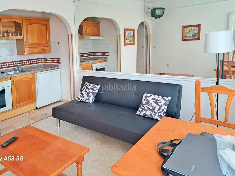 Foto 609932db-528c-493a-bab9-a5e995973288. Monolocale con parcheggio in La Carihuela - Los Nidos Torremolinos