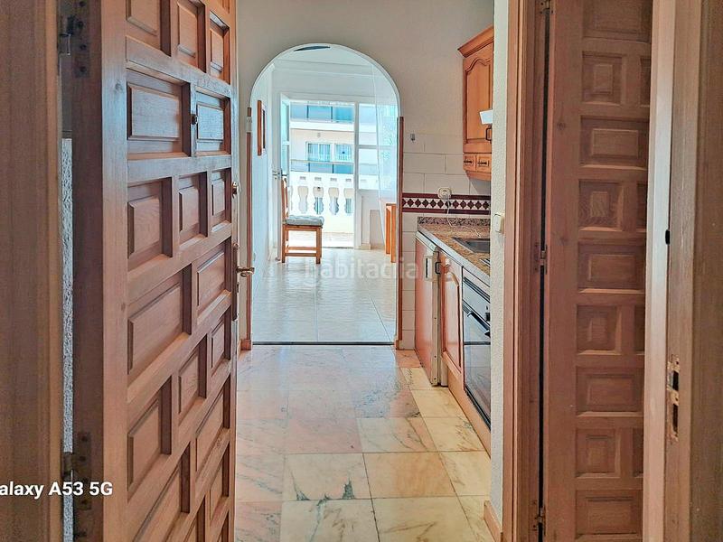 Foto 1d3454de-2a05-4080-a1d4-87b2f55e6180. Studiowohnung mit parking in La Carihuela - Los Nidos Torremolinos