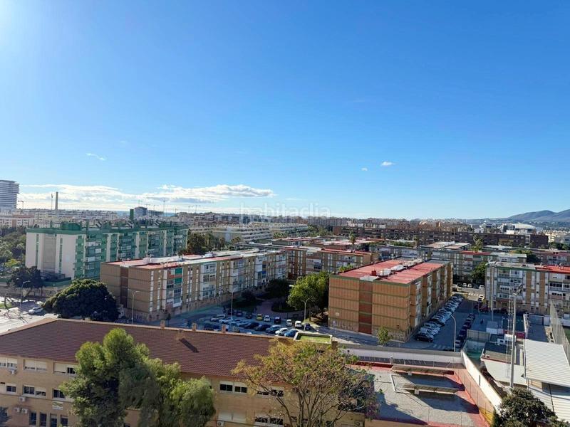 Foto 920bd3a4-7244-4974-9b2e-0cd8c116aa12. Rent flat with heating parking pool in Los Guindos - Parque Mediterráneo - Santa Paula Málaga