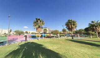 Appartement à Teatinos. Fabuloso piso en urbanización privada, zona teatinos.