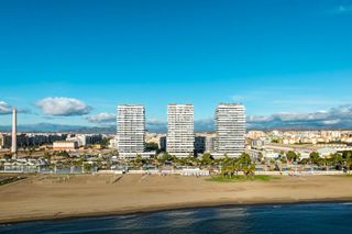 Lloguer Pis  Calle pacífico. Exclusivo piso en la planta 18 con 4 habitaciones en malaga towe