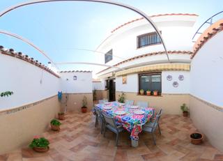 Haus  Calle jovellanos. Exclusiva casa en venta en centro de alhaurin de la torre