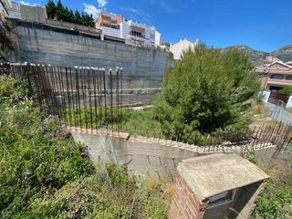Terreny residencial a Zona Centro Comercial Torrequebrada. Terreno urbano para construir edificio