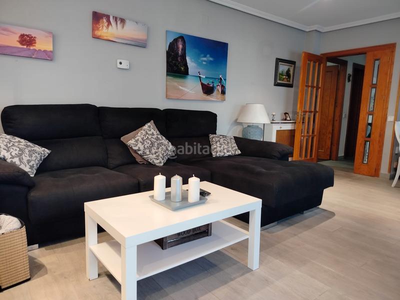 Foto 7aa1d6fc-d808-4743-9d0e-6c0e8601b847. Casa a schiera con riscaldamento parcheggio piscina in Griñón