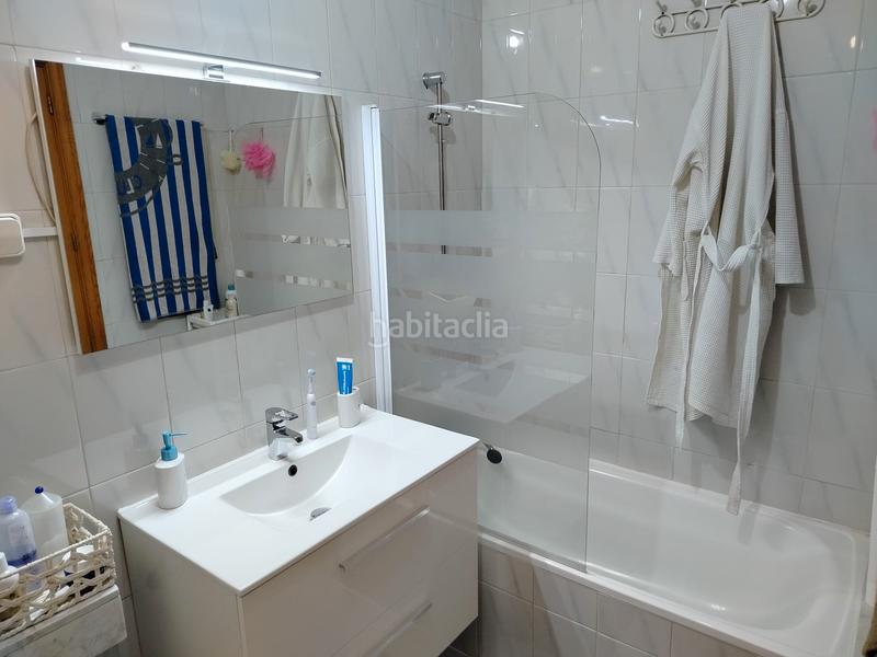 Foto c62068a5-c012-4620-82c9-210f386205e2. Casa a schiera con riscaldamento parcheggio piscina in Griñón