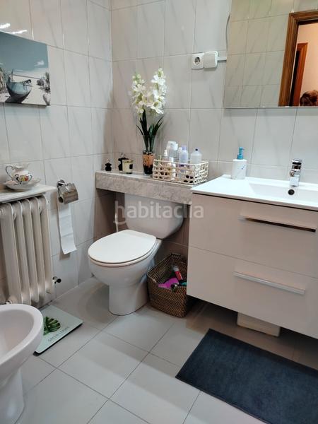 Foto d17a40fd-8654-452f-8496-b54fb7587a07. Casa a schiera con riscaldamento parcheggio piscina in Griñón