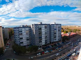 Pis  Calle de santiago ramón y cajal 2. En exclusiva...piso reformado con ascensor...3 dormitorios!!!