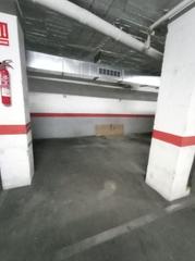 Location Parking moto à Carrer d'enric prat de la riba 155. Alquiler plaza de moto