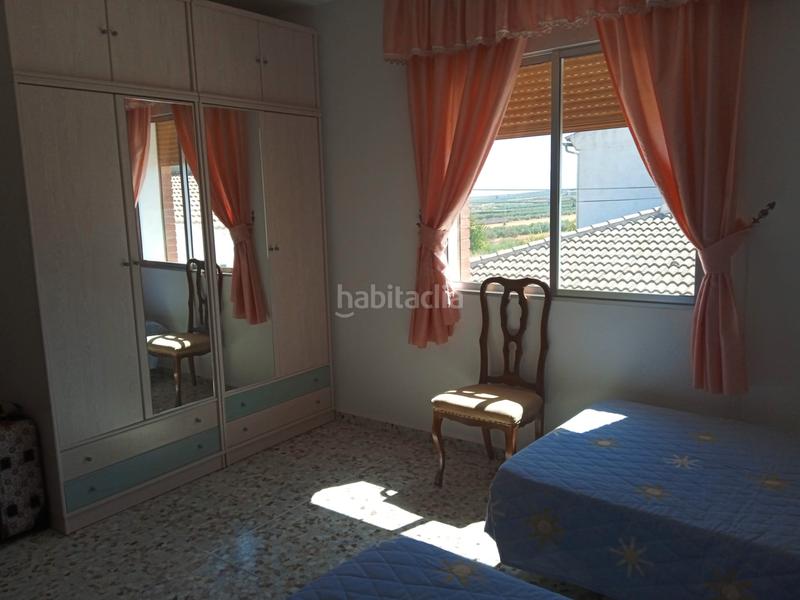 Foto ac2e266c-5deb-4b52-9425-5ee362c2114a. Casa  en c/ granada c/ canal en Moraleda de Zafayona