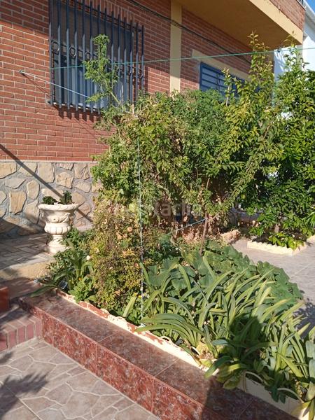 Foto d6587f82-e78c-4b6c-9b45-3b0f96c2f7ea. Casa  en c/ granada c/ canal en Moraleda de Zafayona