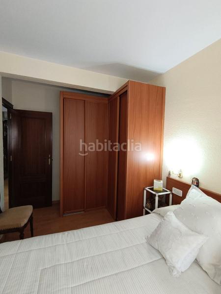 Foto 539324cf-a5bd-443e-a7b8-0550c65d1fe4. Pis amb calefacció a Sant Josep Hospitalet de Llobregat (L´)