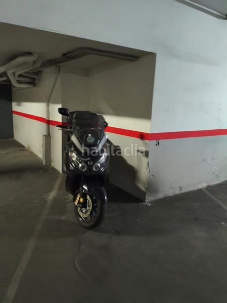 Foto b4eae210-629b-4e0a-9fc7-482795e06d34. Parking voiture dans Marianao Sant Boi de Llobregat