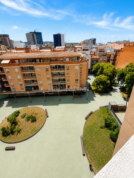 Foto e5652680-5bad-4ba7-bf6b-4b0d655233f5. Pis amb calefacció a Sants Barcelona