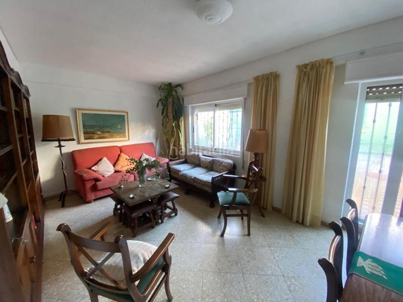 Foto f90fa93c-8fd7-4f4f-bd67-b18ddf0bb378. Dachwohnung mit heizung in Centro Huelva