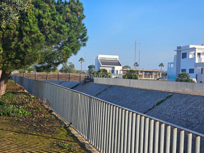 Foto 9b0cd39e-7351-454d-8e1b-8e6d294597e3. Terrain résidentiel dans Lepe