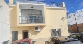 Maison à Gibraleón. Fantastica casa de planta baja en calle la fuente