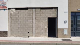 Local Comercial en Almonte. Local en venta