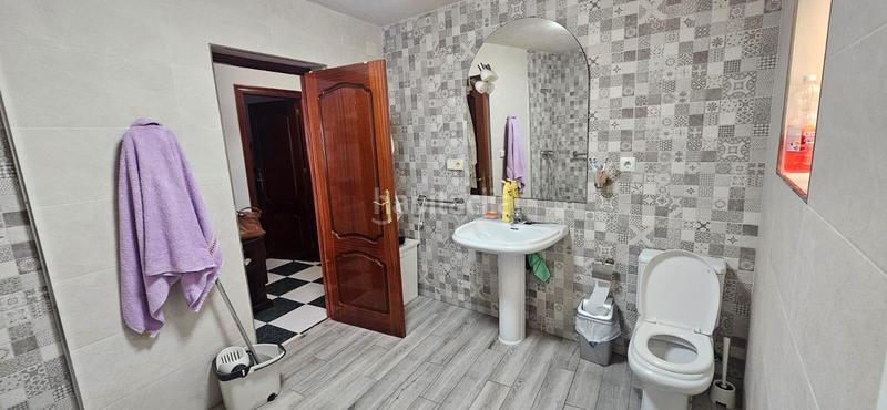 Foto f2aa0ee8-25b5-428c-b026-09fa4b6e67b6. Casa edificio en venta en punta umbria en Punta Umbría