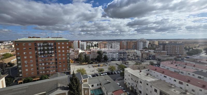 Foto 0841f413-1ea0-44a7-a5c5-b162dacd0454. Etagenwohnung in Isla Chica Huelva