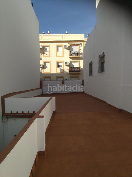 Foto f087c642-33e4-43ca-9ee6-a027e3585a47. Casa amb aparcament a Centro Huelva