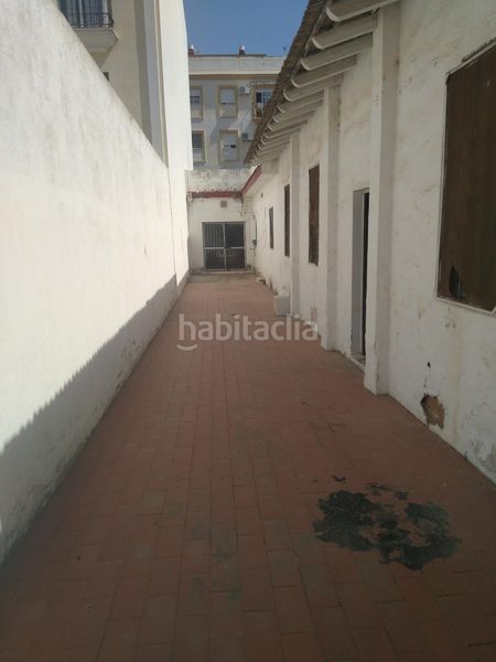 Foto ffc4a5c2-7da3-4ee2-aba3-09f0bf9156f6. Casa amb aparcament a Centro Huelva