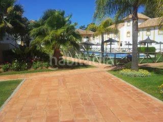 Foto 12807d3a-d2cb-4306-aae0-9d80d26836dc. Piso  en venta en Islantilla golf Islantilla