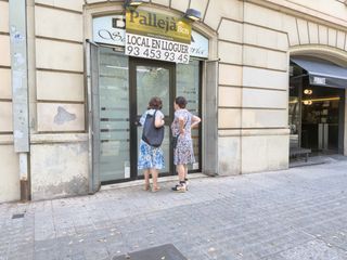 Geschäftsraum in Carrer de Casanova 100