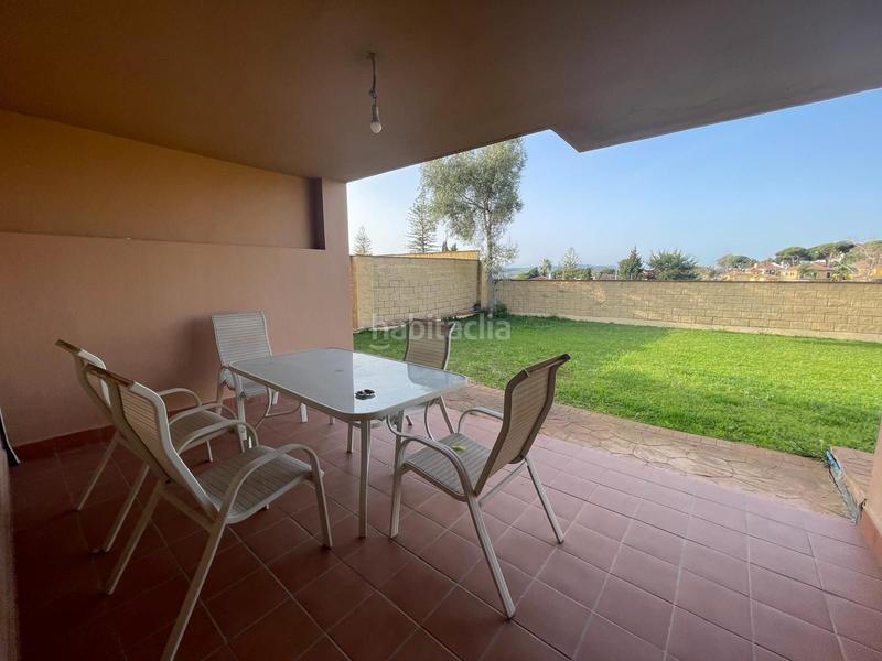 Foto bdb3e648-0db6-4884-b80f-c44d087a41fd. Chalet with heating parking pool in Los Pinos Algeciras