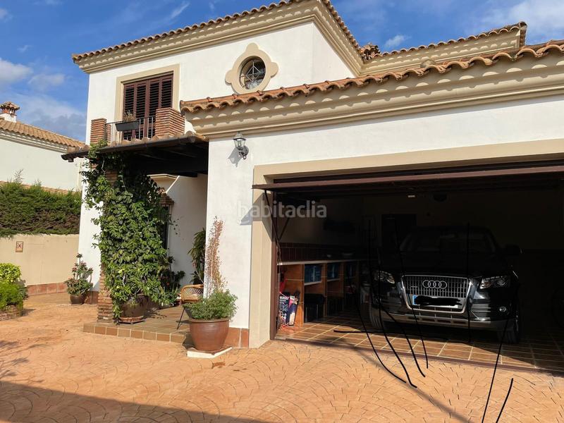 Foto 0068e804-f4d7-455e-896a-d2b1790bb6d7. Chalet with fireplace parking pool in Los Pinos Algeciras