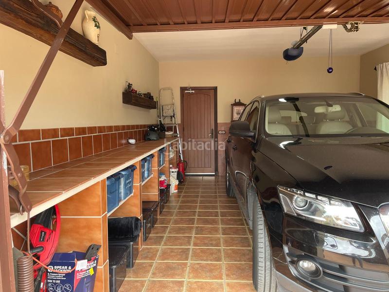 Foto cc1b7380-16dd-42fa-8b71-c2d3ca8d1931. Chalet with fireplace parking pool in Los Pinos Algeciras