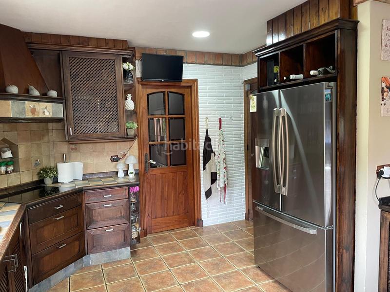 Foto 02e6b25d-c13a-4a2b-9407-505a8891836f. Chalet con camino parcheggio piscina in Los Pinos Algeciras