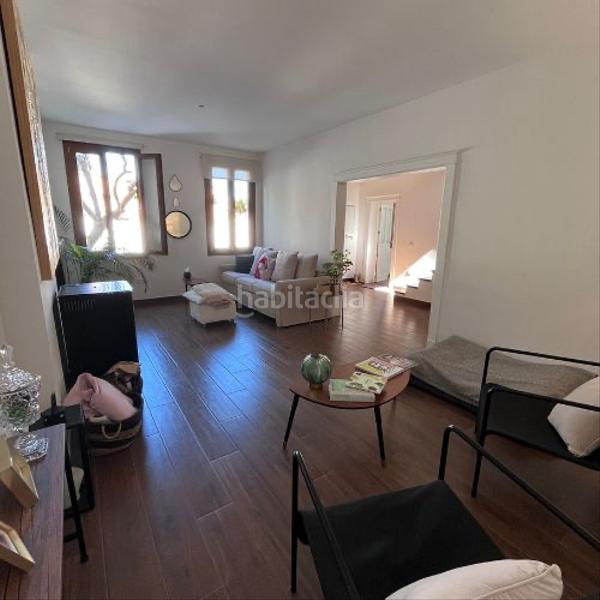 Foto 93fd9e84-1e9b-470f-b36d-ab6f07fa0fd2. Chalet mit kamin parking in Casco Antiguo Algeciras