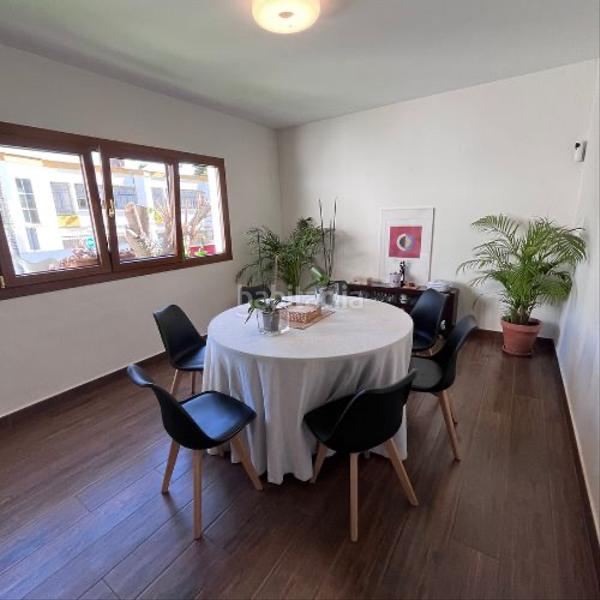 Foto bb816441-1810-4862-928f-bda0a1b2a5d2. Chalet mit kamin parking in Casco Antiguo Algeciras