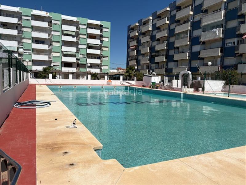 Foto 9457d4d0-201c-4e78-b5dd-cdc66323bad3. Apartament a urbanización porto albo 24 a Los Pinos Algeciras