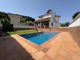 Chalet en Los Pinos