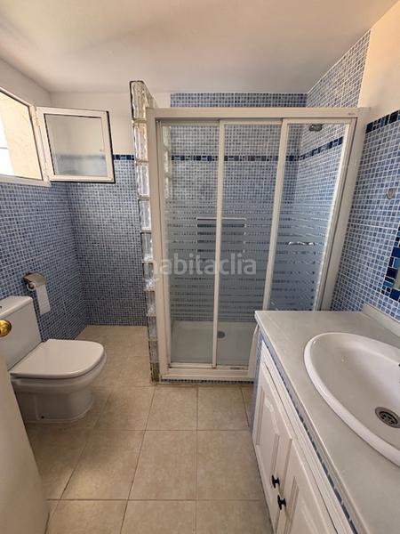 Foto 1c573995-0d48-4efa-b205-ff802faeb330. Maison jumelée avec cheminée parking dans San García Algeciras