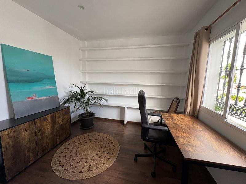 Foto 0d2e21d8-ba72-45e6-bf95-627fb70e091e. Casa amb xemeneia aparcament a Casco Antiguo Algeciras