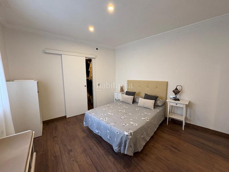 Foto d42e8c59-1159-4253-a42f-d6a42b582302. Casa amb xemeneia aparcament a Casco Antiguo Algeciras