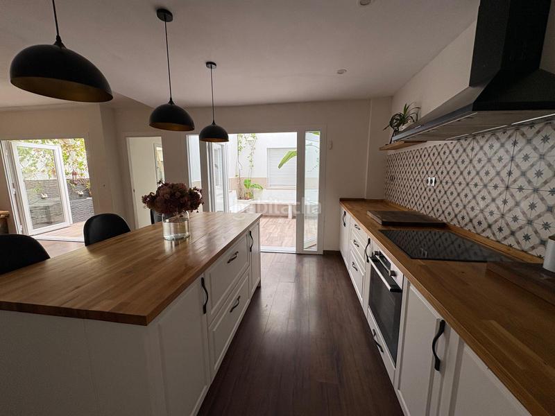 Foto c644a296-b1e9-45c4-9460-e9ef15419ca9. Maison avec cheminée parking dans Casco Antiguo Algeciras