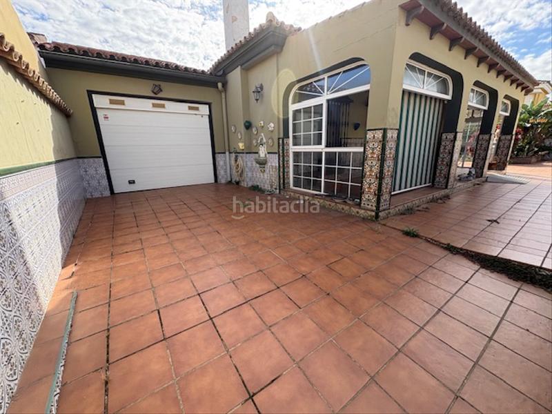 Foto aeb49fa1-32b9-472f-a9f0-550729c664e0. Chalet mit kamin in El Rinconcillo Algeciras