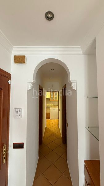 Foto 42859f11-abb8-4af5-bfcb-a20c562f3b5a. Casa adossada a Centro Estepona