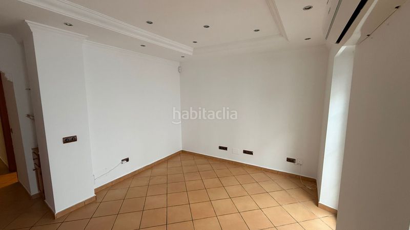 Foto be0f66cf-1f57-4122-b827-6b4e98f4078b. Casa adossada a Centro Estepona