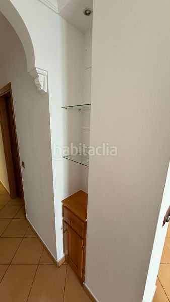 Foto f3c28511-5c46-4835-9d0b-28a22bb91f9e. Casa adossada a Centro Estepona