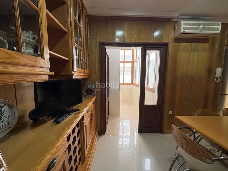 Foto eeb8c3a5-4cb5-4ccb-9882-875ad114c22b. Casa amb xemeneia aparcament a Casco Antiguo Algeciras