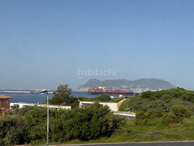 Foto 2bb22049-8ba5-4fd6-8d7f-df3e72bccbba. Xalet amb xemeneia aparcament a San García Algeciras