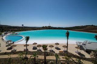 Appartement à Casares pueblo. Extraordinarias viviendas de lujo junto a playa artificial y  ca